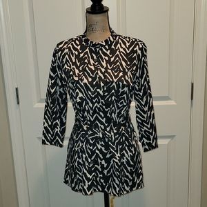 Dana Buchman, Timeless Crew neck, 3/4 sleeve, loop belt, Very versatile.